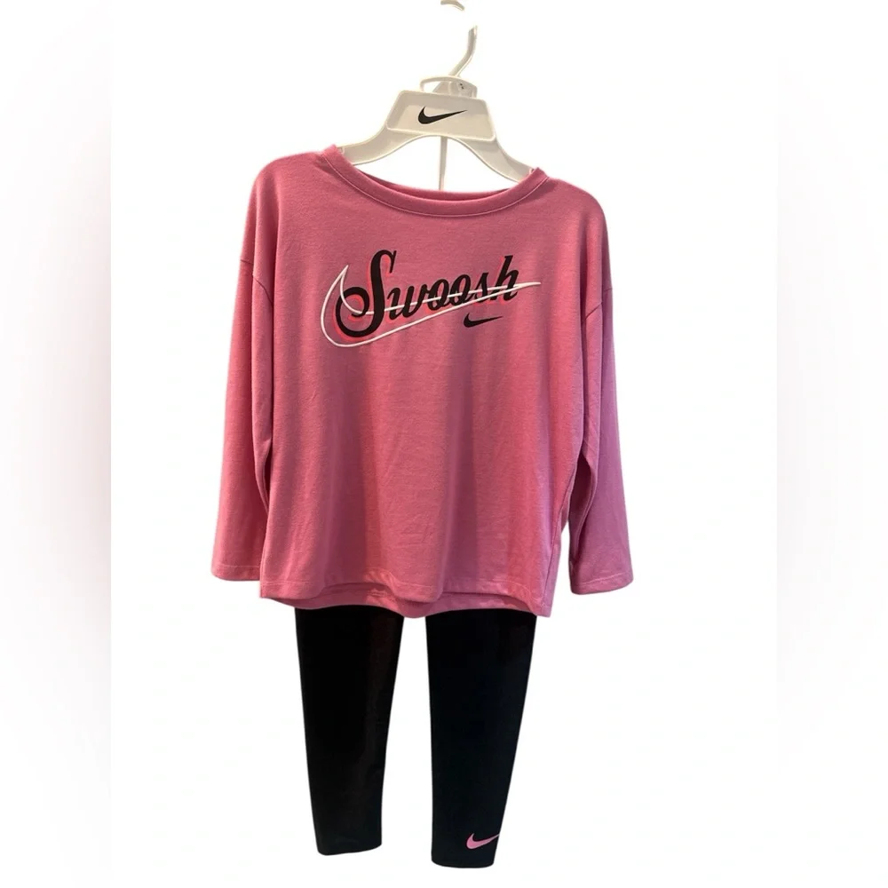 Girls 6x Nike Swoosh Shine Graphic Tee and Leggings 2 Piece Set